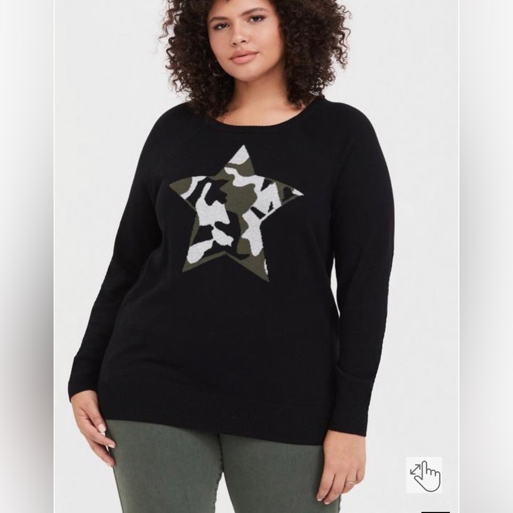 Torrid Black Cotton Camo Star Pullover Sweater. Size M/10